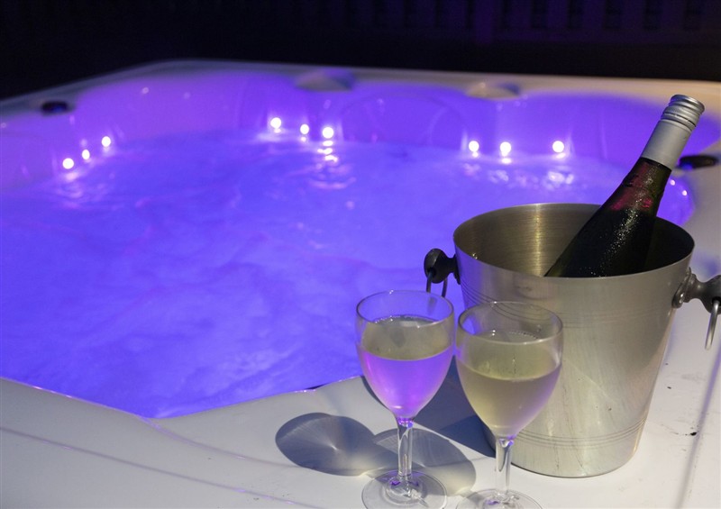 Enjoy the hot tub at Dahlia, Portreath
