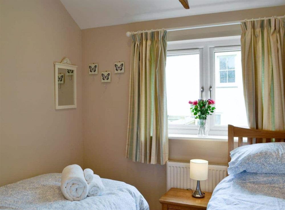 Twin bedroom (photo 2) at Dairy Cottage in Bodmin, Cornwall