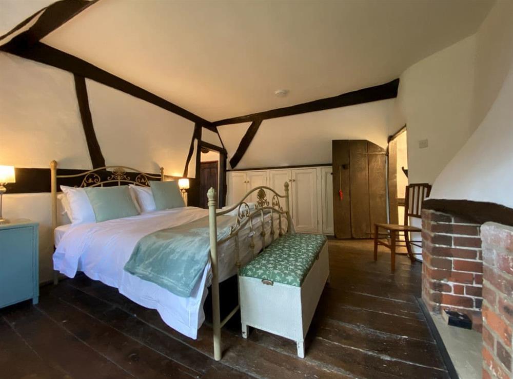 Double bedroom (photo 3) at Dairy Farm in Romsey, Hampshire
