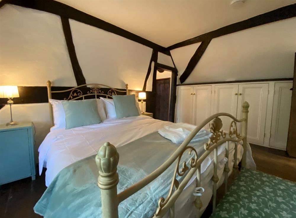 Double bedroom at Dairy Farm in Romsey, Hampshire