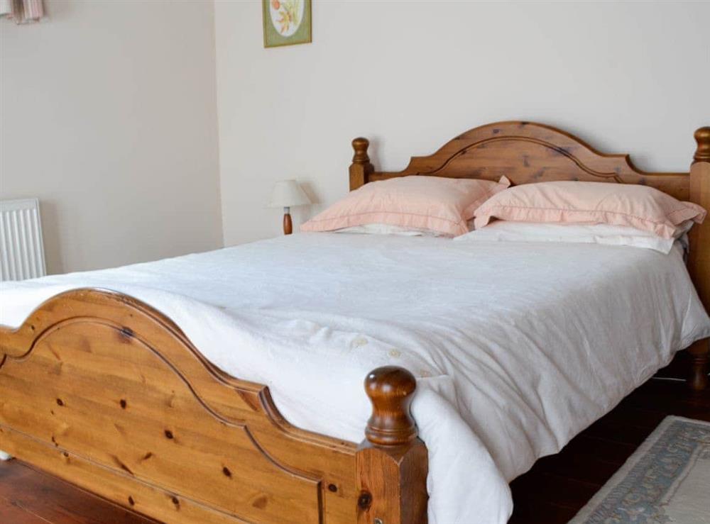 Double bedroom at Daisy Cottage in Chipping Sodbury, Avon