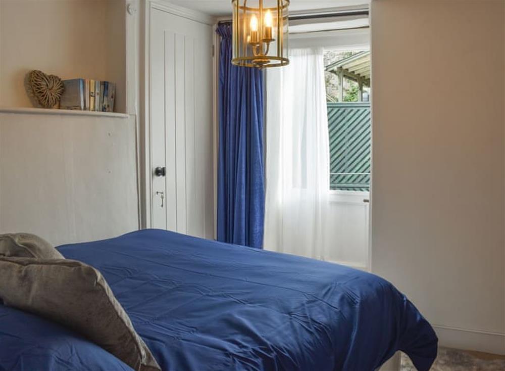 Light and airy double bedroom at Daisy Cottage in Shaldon, Devon
