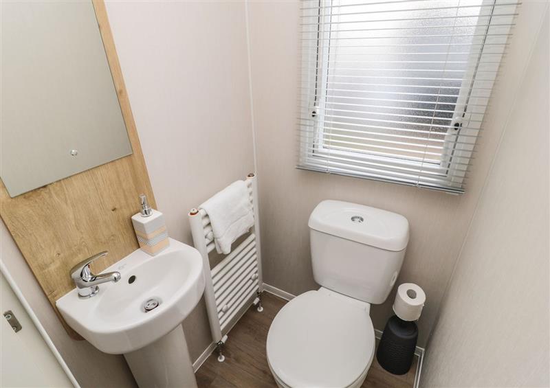 Bathroom at Daisys Retreat, Swarland near Longframlington