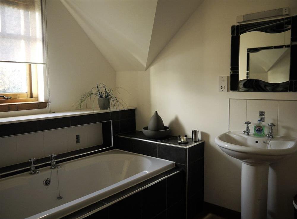 Bathroom at Dalcomera in Spean Bridge, Inverness-Shire