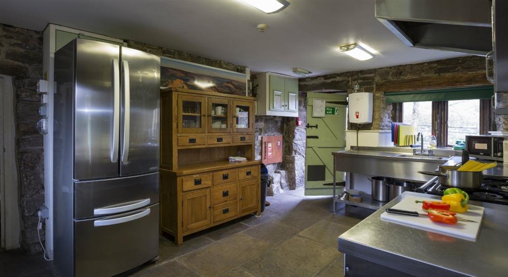 The kitchen at Dalehead Bunkhouse in Hope Valley, Derbyshire