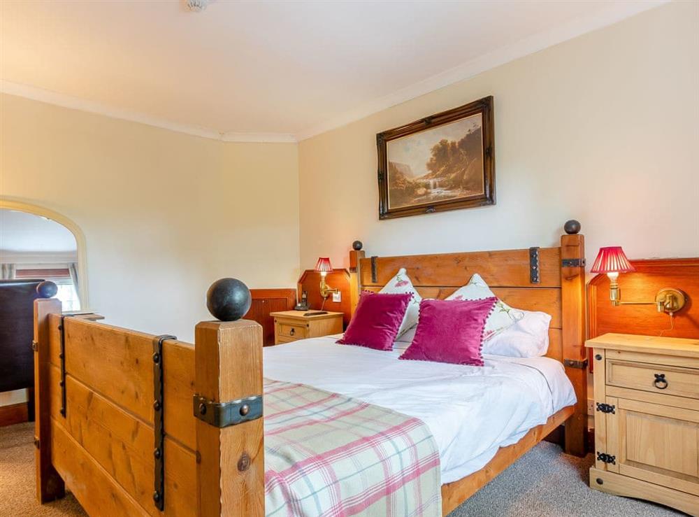 Double bedroom at Dalgarven Spa House in Kilwinning, near Ayr, Ayrshire