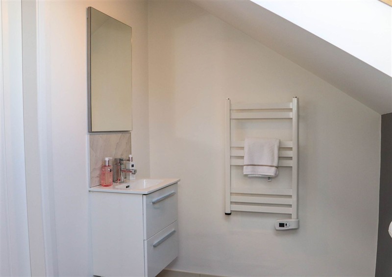 Bathroom at Dalys Back House, Ballyporeen