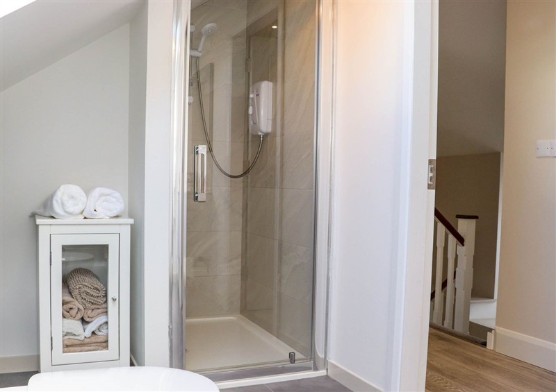 The bathroom at Dalys Back House, Ballyporeen