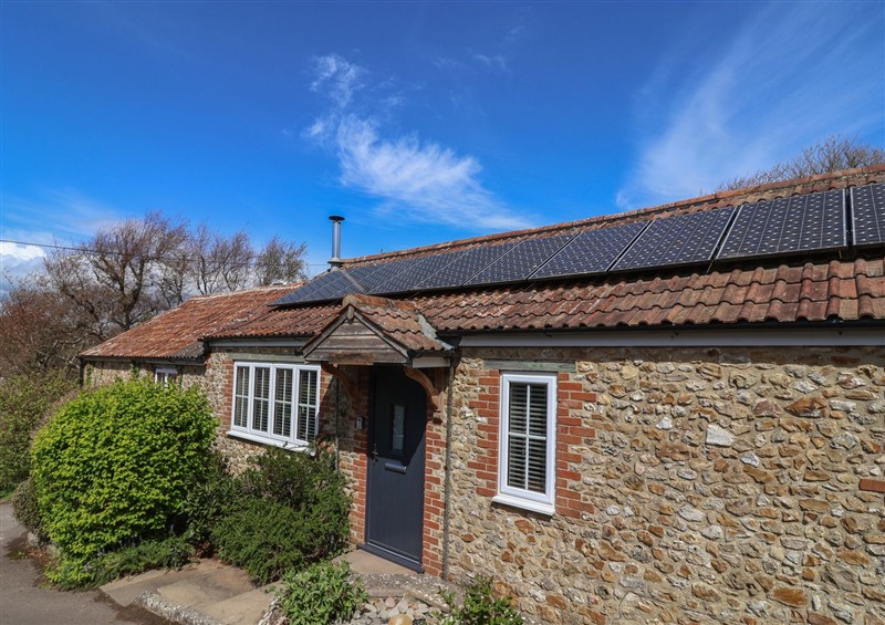 The setting (photo 2) at Damson Tree Cottage, Charmouth