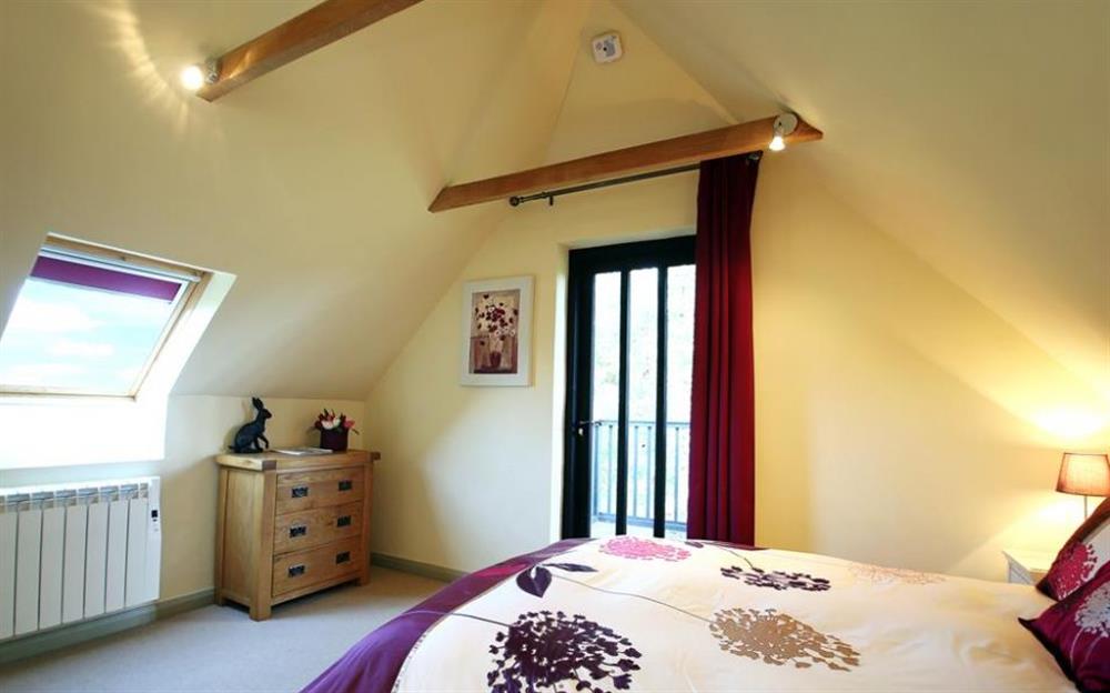 Double bedroom (photo 4) at Damson Tree Cottage, Faversham, Kent