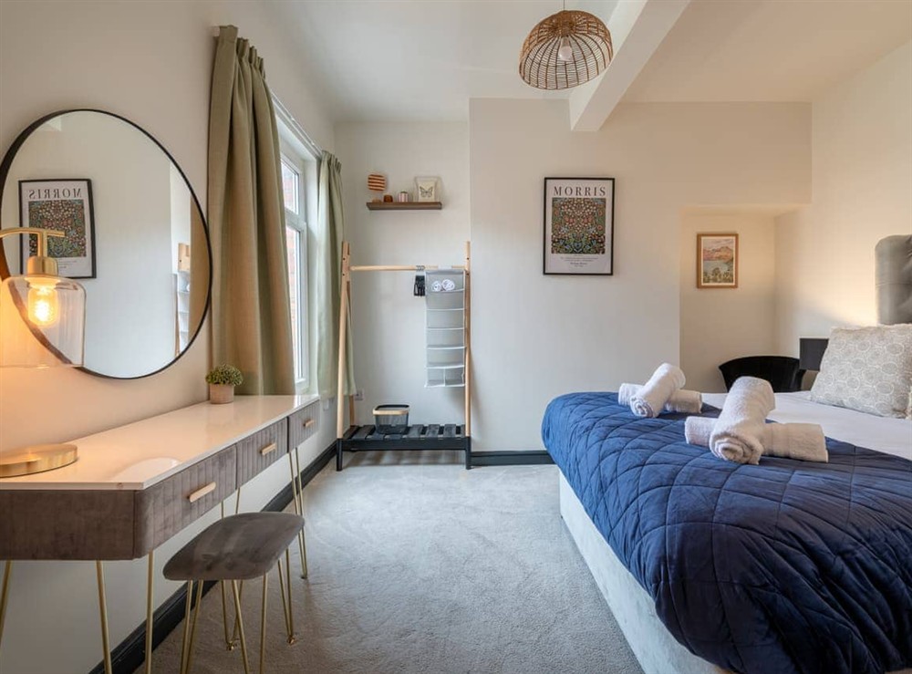 Double bedroom (photo 6) at Darcey House in Scarborough, North Yorkshire