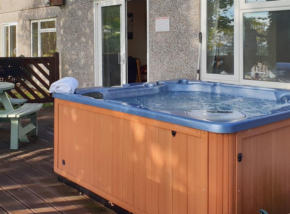Luxurious Hot tub at Dartmoor 3 in Honicombe, near Callington, Cornwall