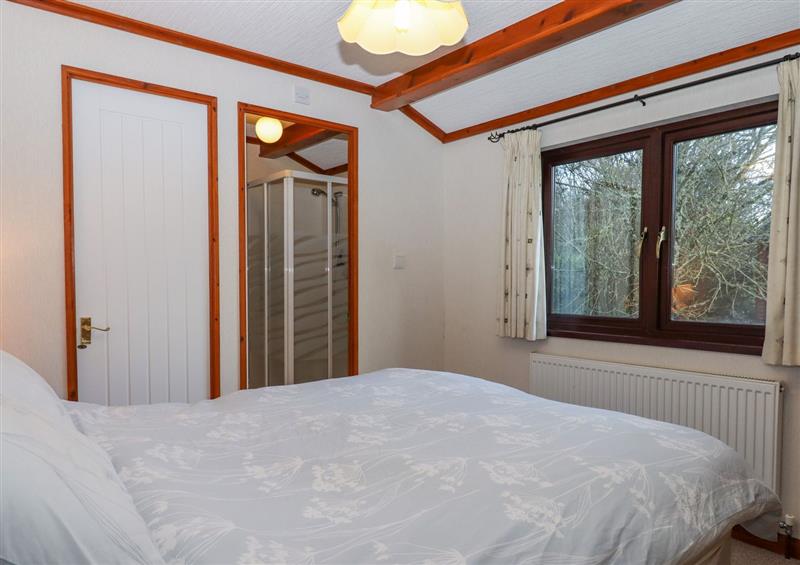 One of the 2 bedrooms at Dartmoor Retreat Lodge, Clifford Bridge near Moretonhampstead