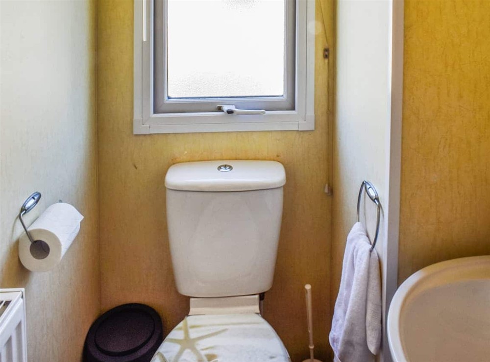 Bathroom (photo 3) at Darwin Escapes in Lancaster, Lancashire