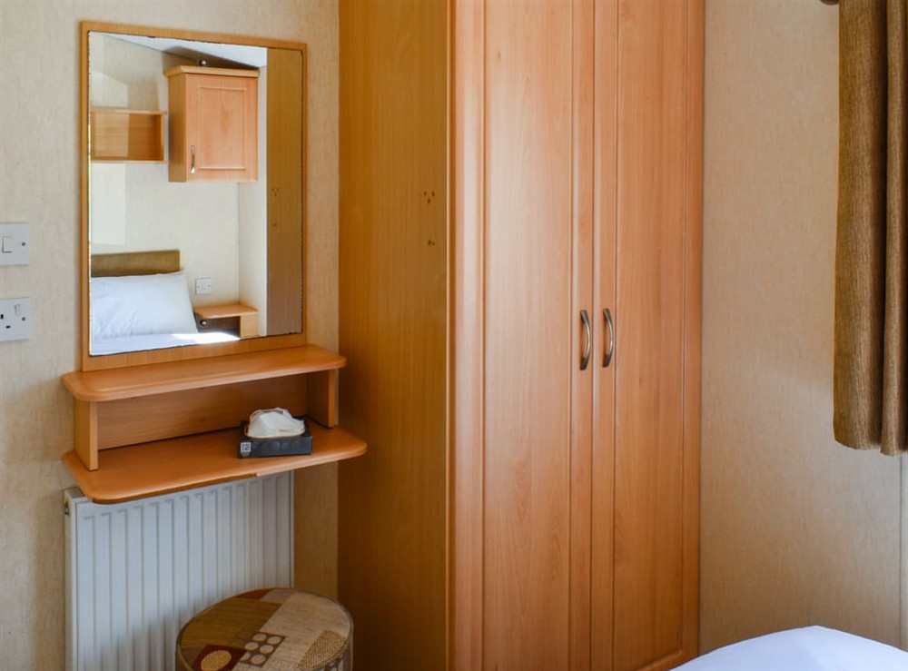 Double bedroom (photo 2) at Darwin Escapes in Lancaster, Lancashire