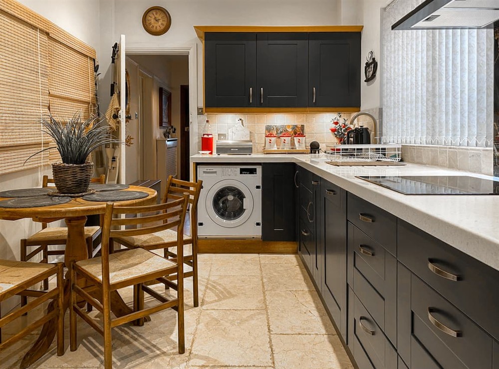 Kitchen/diner (photo 2) at Davies House in West Bridgford, near Nottingham, Nottinghamshire