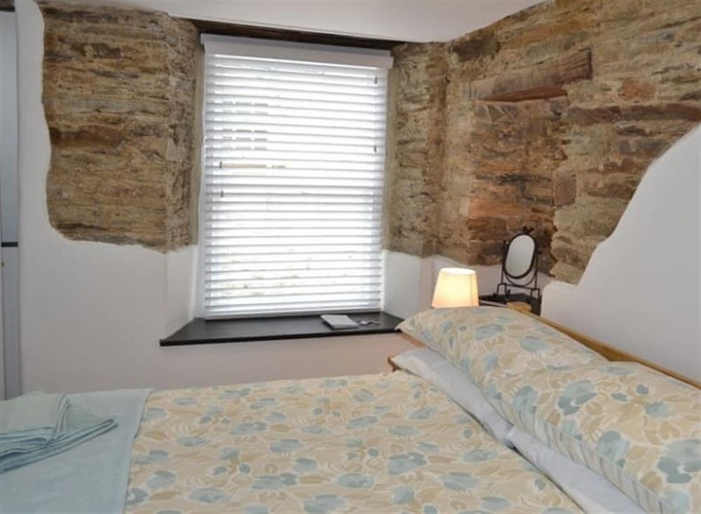 Double bedroom (photo 2) at Dayan Cottage in Fowey, Cornwall
