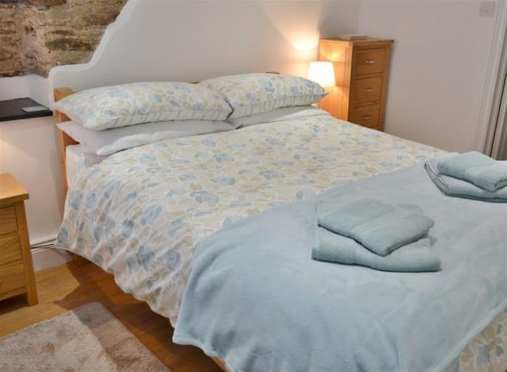 Double bedroom at Dayan Cottage in Fowey, Cornwall