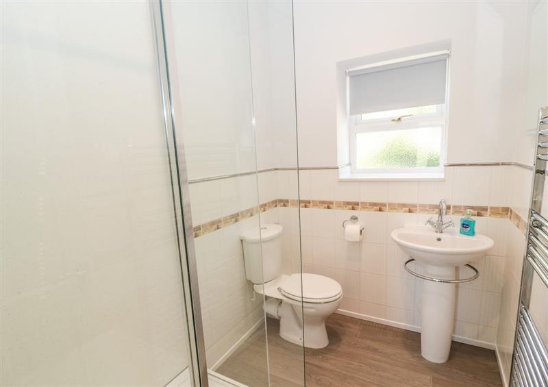 The bathroom (photo 2) at Deanrise, Shilbottle near Alnwick