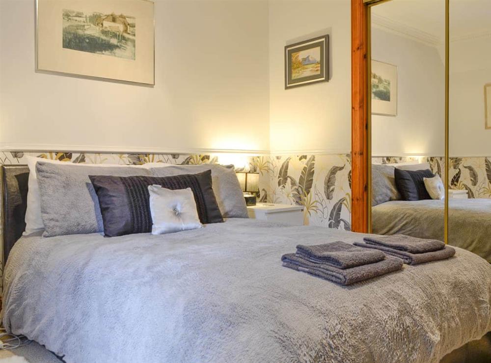 Double bedroom (photo 4) at Dee View in Aboyne, Aberdeenshire
