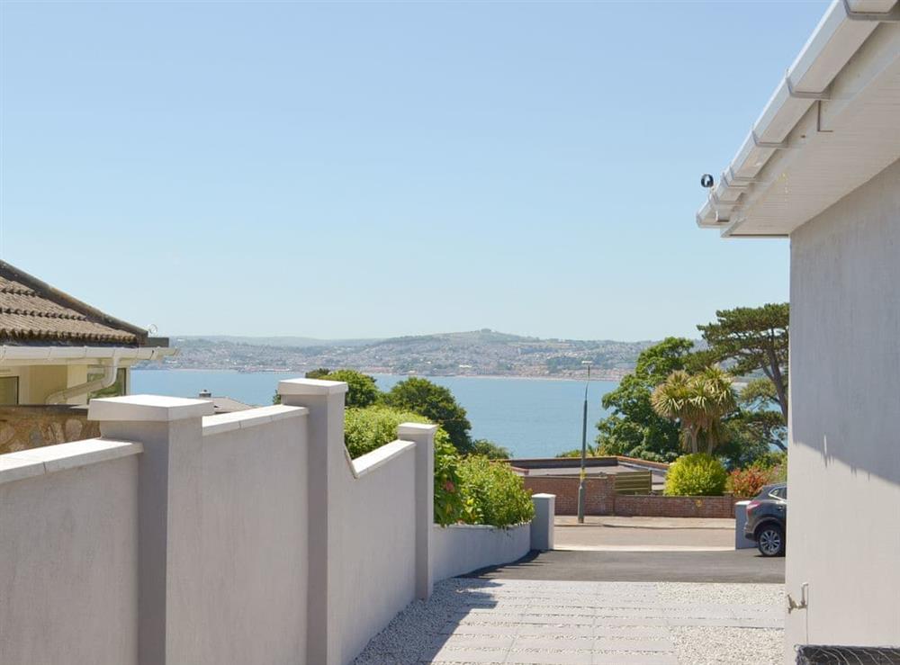 View down the driveway at Deepwater Point Apartment  in Torquay, Devon