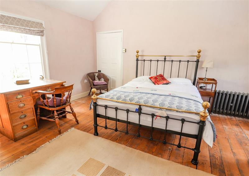 This is a bedroom (photo 2) at Deeside Farm Cottage, Farndon