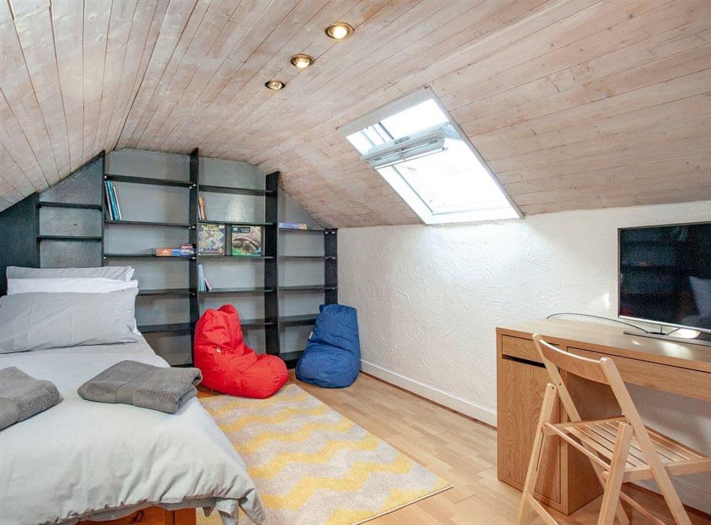 Single bedroom at Delius in Mabe, near Penryn, Cornwall