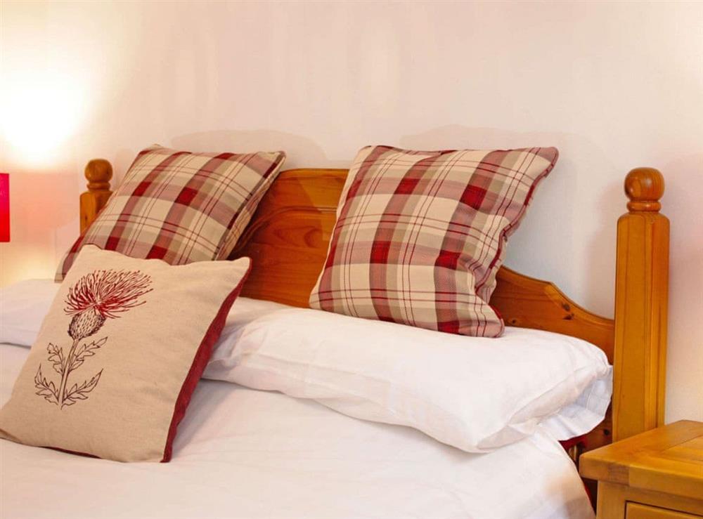 Double bedroom (photo 5) at Delmhor No.3 in Aviemore, Inverness-Shire