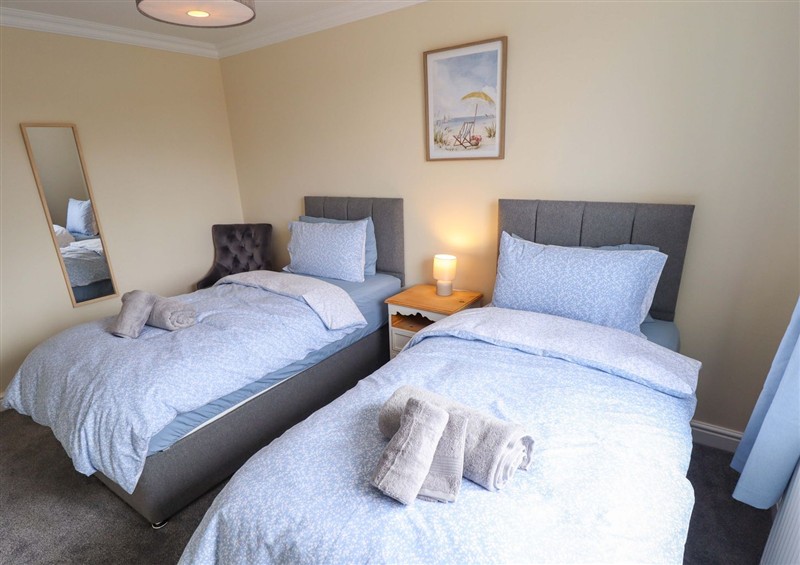 A bedroom in Denholme (photo 5) at Denholme, Hogsthorpe
