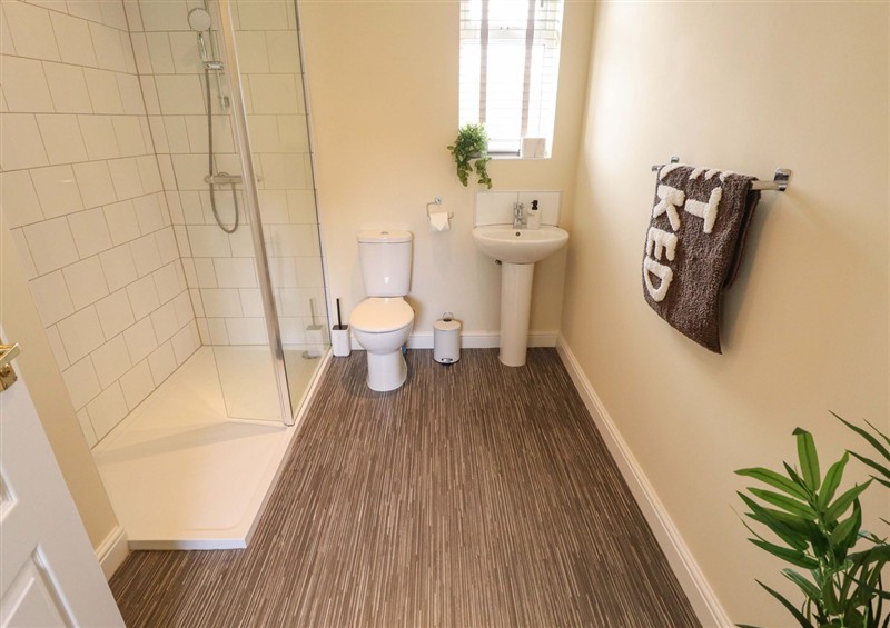 Bathroom at Denholme, Hogsthorpe