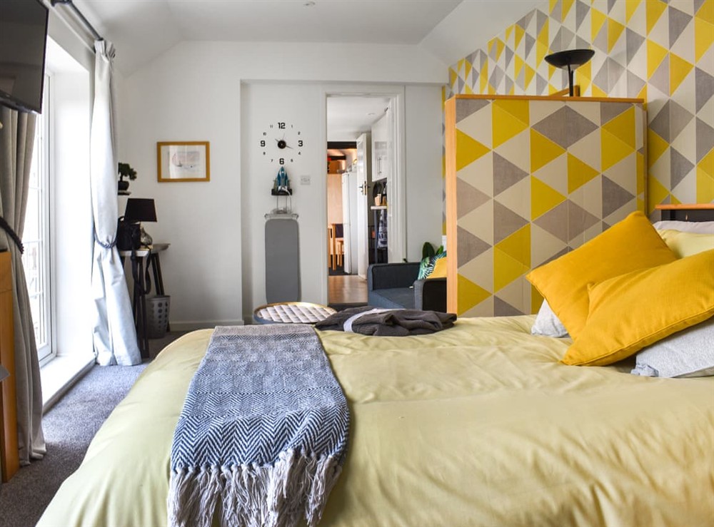 Double bedroom (photo 2) at Derriford Muse in Plymouth, Devon