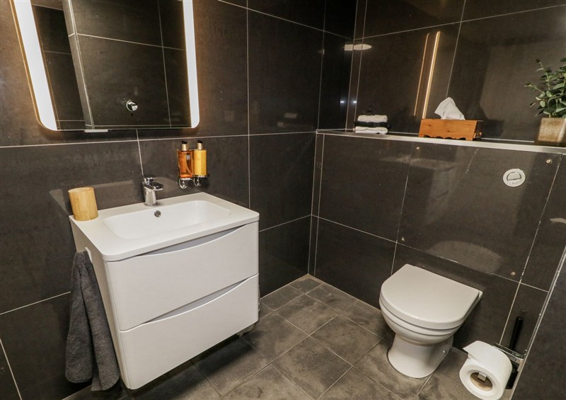 The bathroom (photo 2) at Derrywilligan, Near Newry