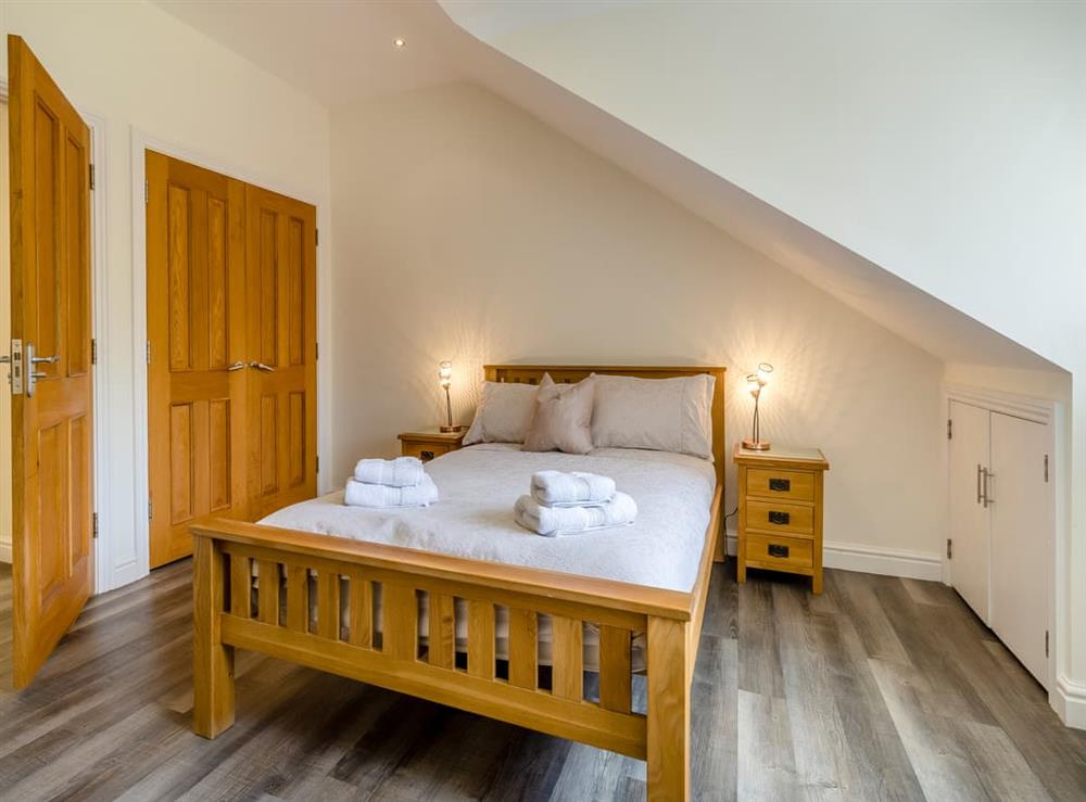 Double bedroom (photo 2) at Derwen Haidd in llanafan/Aberystwyth, Dyfed