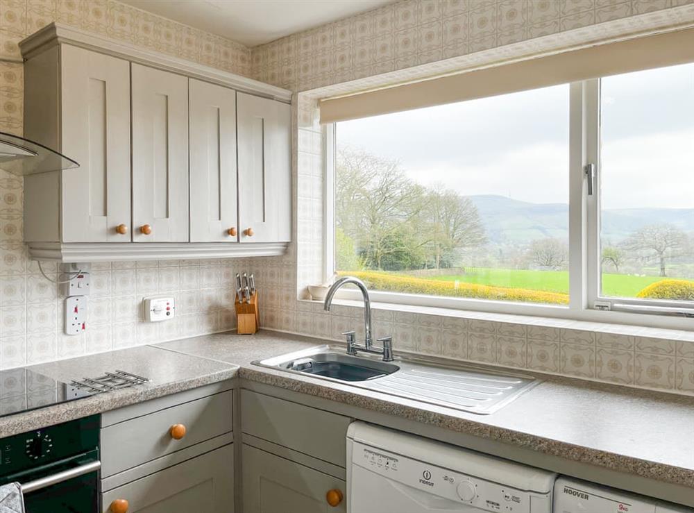 Kitchen (photo 2) at Derwent View in Bamford, near Hope Valley, Derbyshire