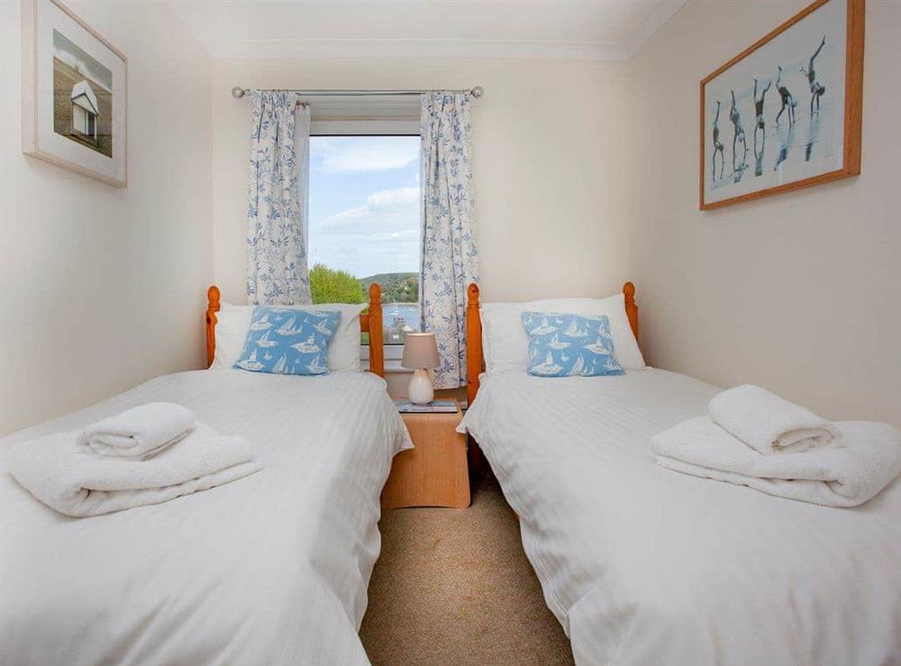 Twin bedroom at Devon Court 2 in Salcombe, Devon