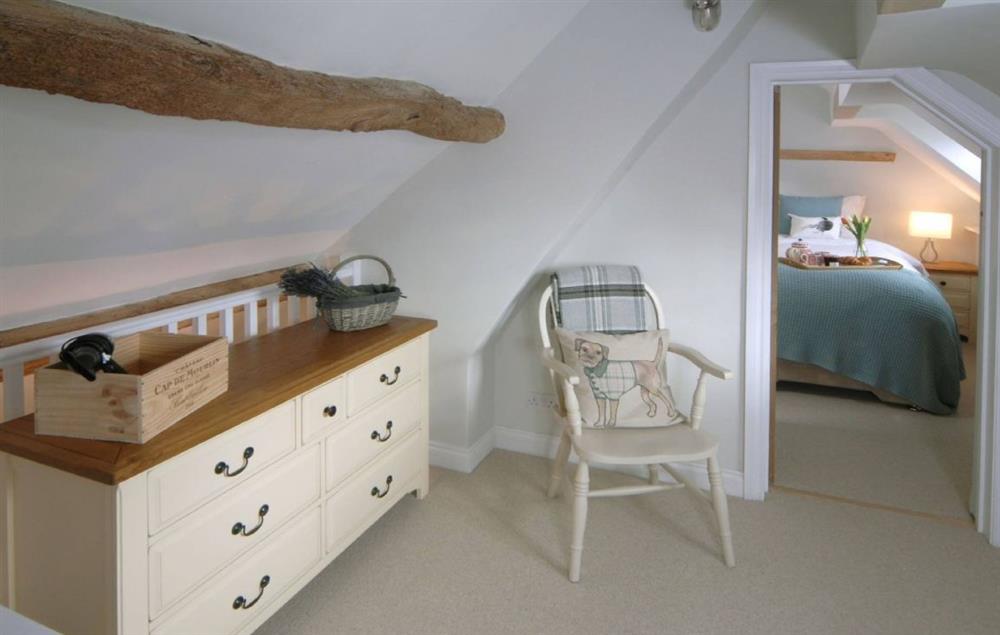 the galleried dressing area at Diamond Cottage, Chipping Campden