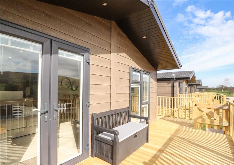 Diddly Squat Lodge in Barrow, Lancashire sleeps 4