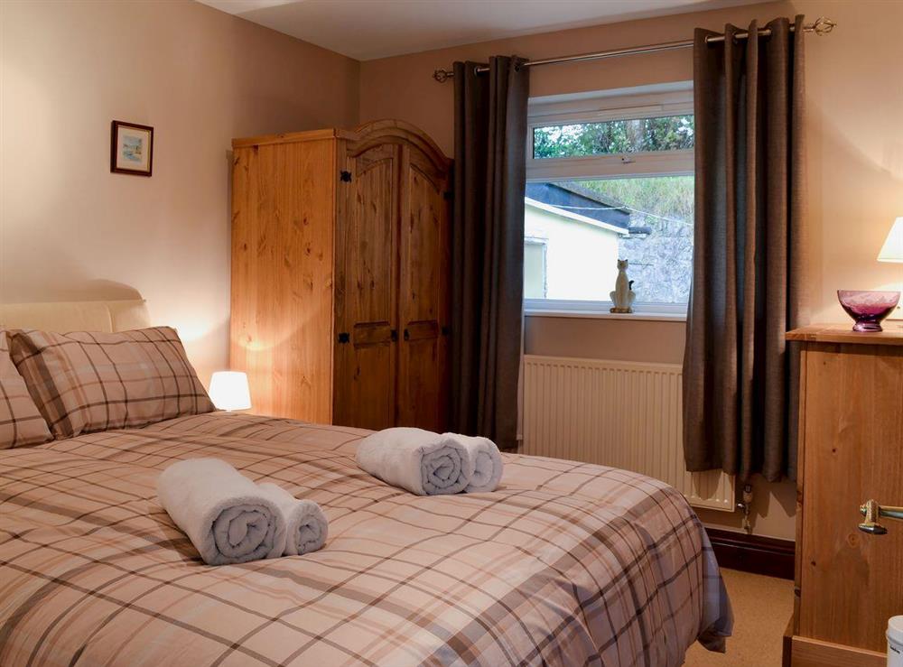 Kingsize bedroom at Dildre in Bwlch-Llan, near Aberaeron, Dyfed