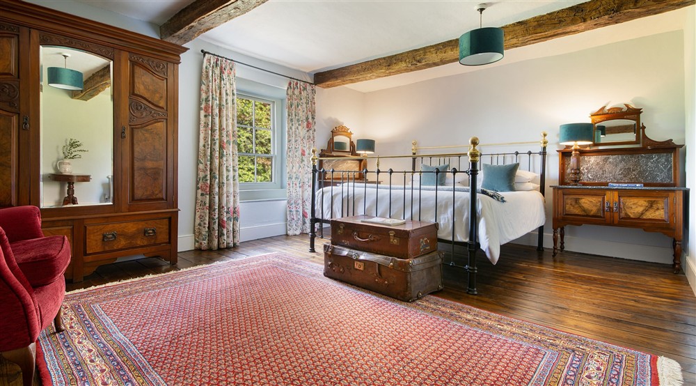 A double bedroom on the first floor at Dinefwr Home Farm in Llandeilo, Carmarthenshire