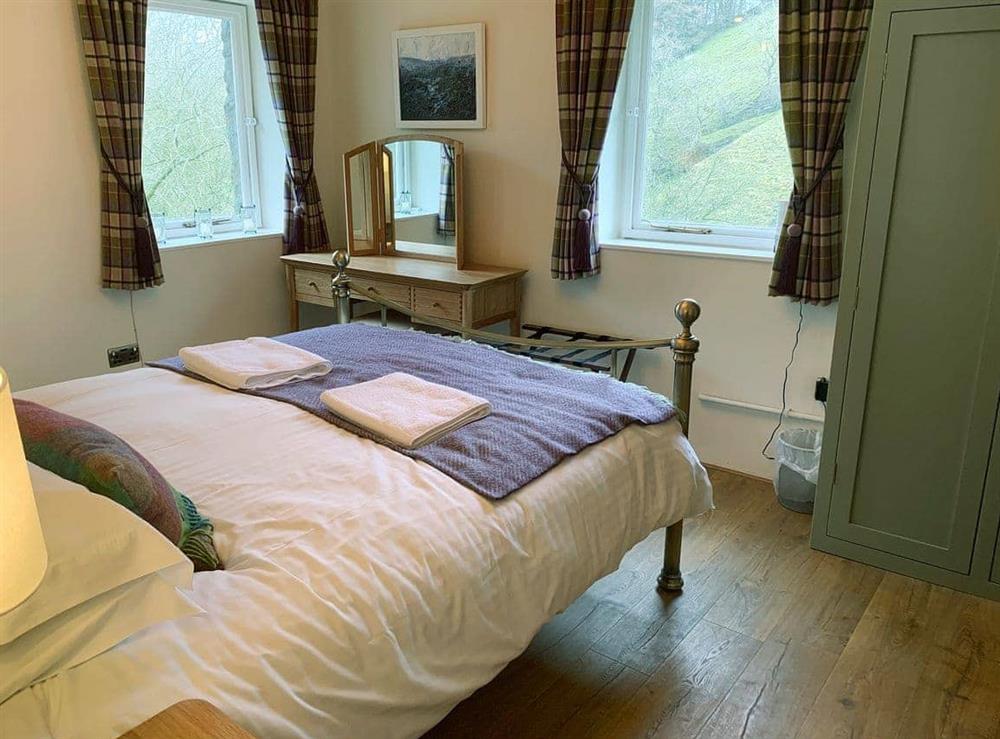Relaxing double bedroom (photo 3) at Dipper in Scalegill Mill, Kirby Malham, North Yorkshire