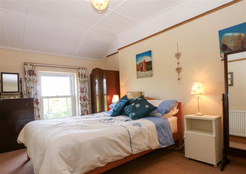 A bedroom in Disgwylfa at Disgwylfa, Sarn Meyllteyrn
