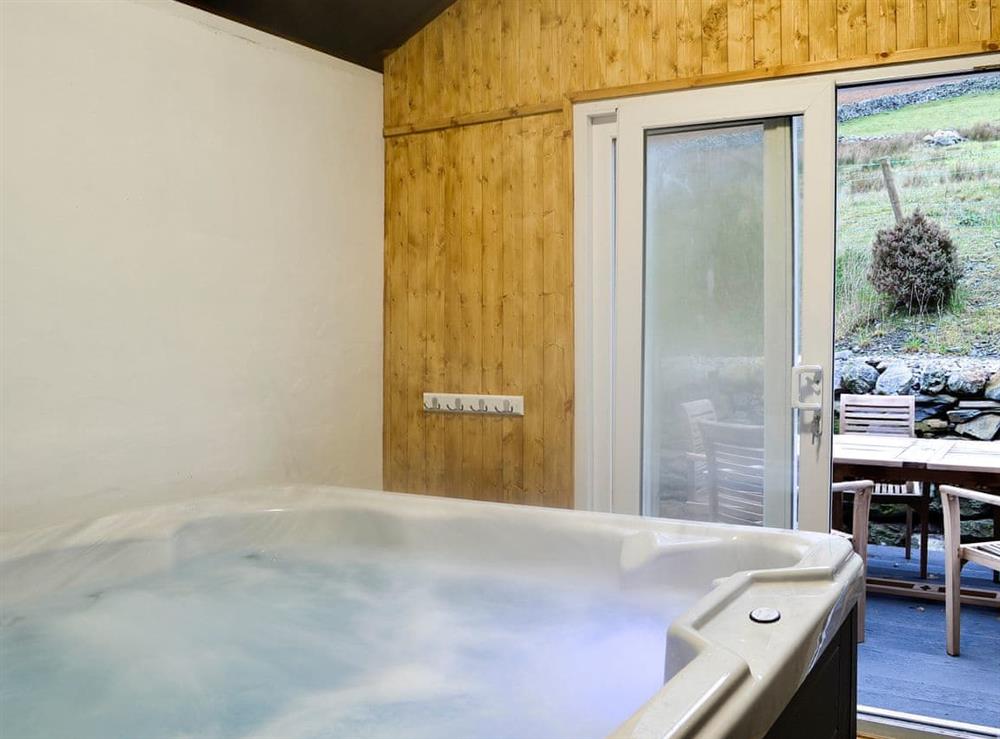 Relaxing hot tub at Derwent Dale Cottage, 