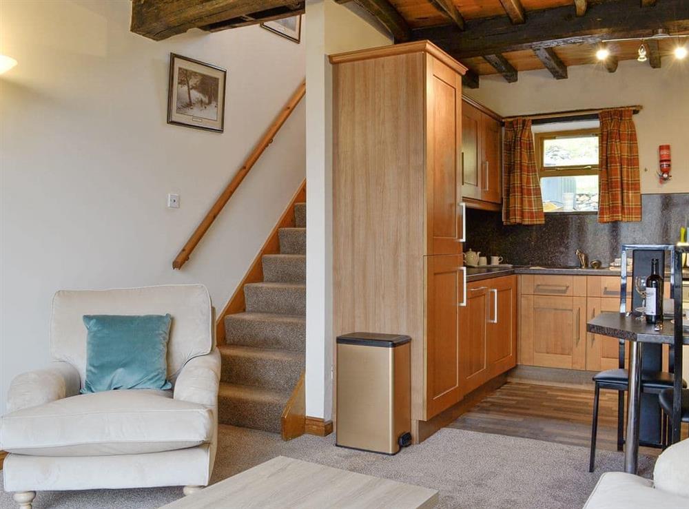 Characterful exposed beams throughout at Doddick Chase Cottage, 