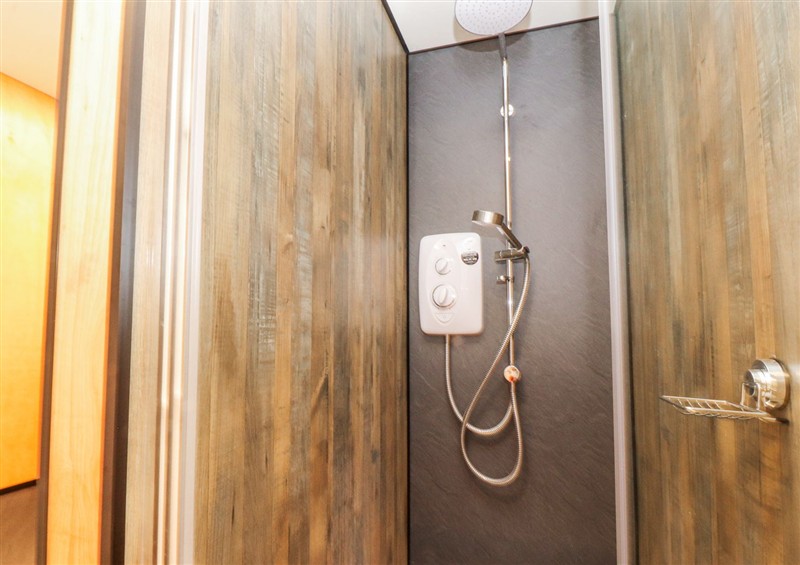 Bathroom at Doffers Cottage, Airton
