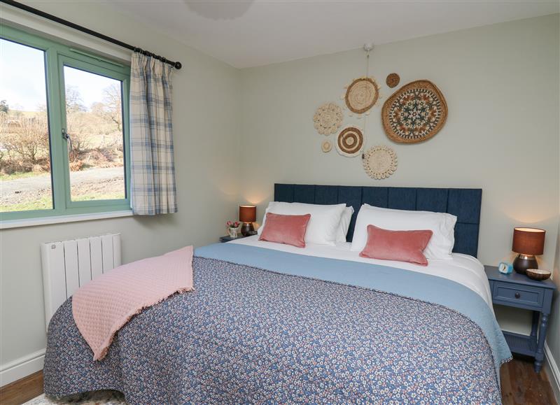 One of the 2 bedrooms at Dol Blodau, Newbridge-On-Wye