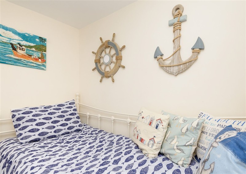 A bedroom in Dolls Cottage (photo 2) at Dolls Cottage, Looe