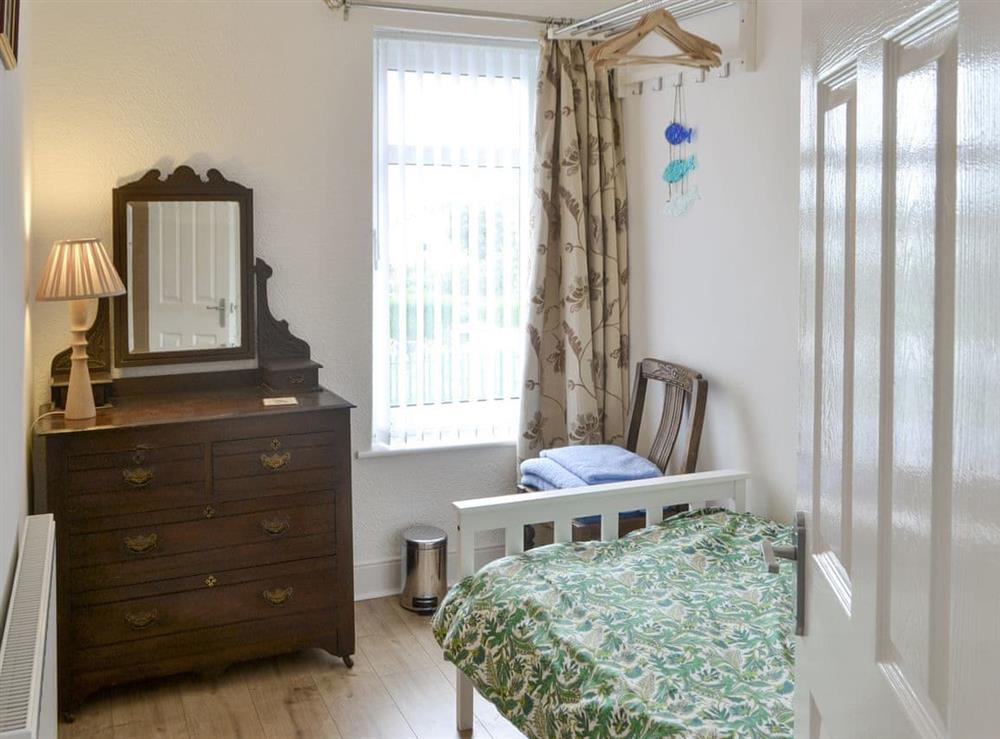 Single bedroom at Dolphin Cottage in Newbiggin by the Sea, Northumberland