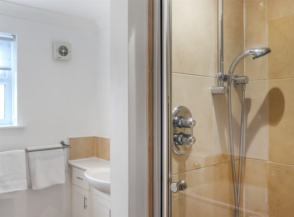 Bathroom at Dolphin in Trearddur Bay, Gwynedd