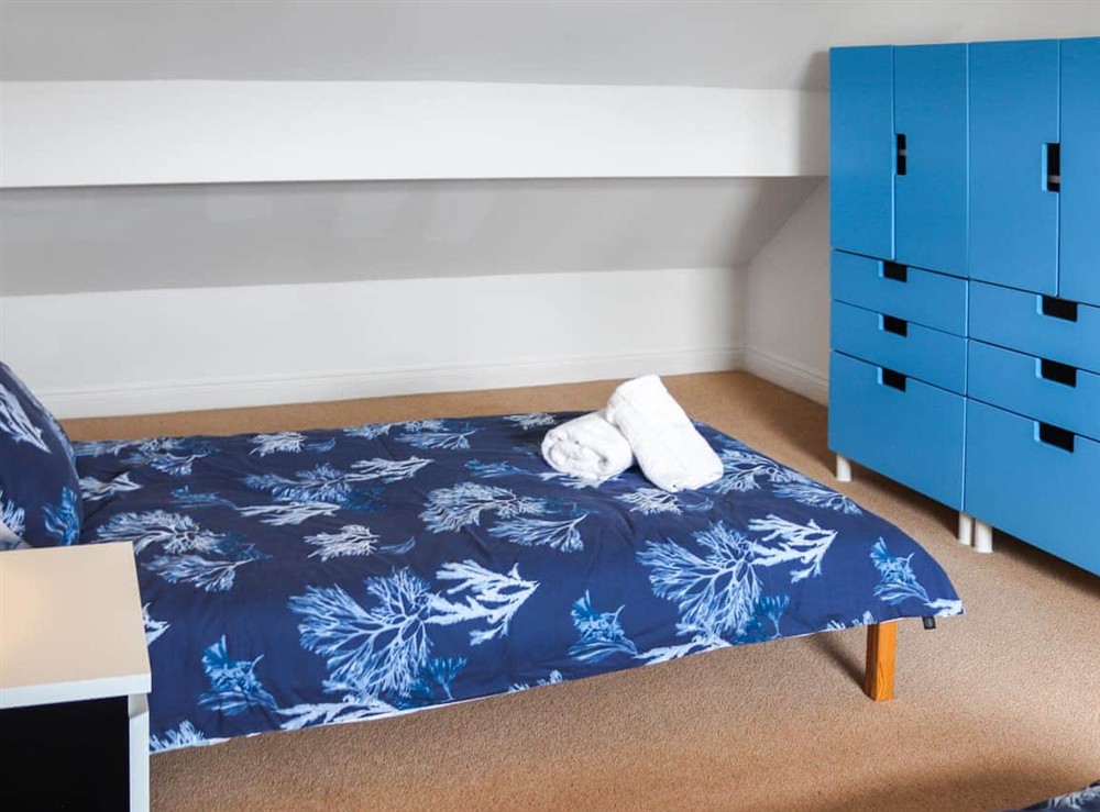 Twin bedroom (photo 3) at Dolphin in Trearddur Bay, Gwynedd