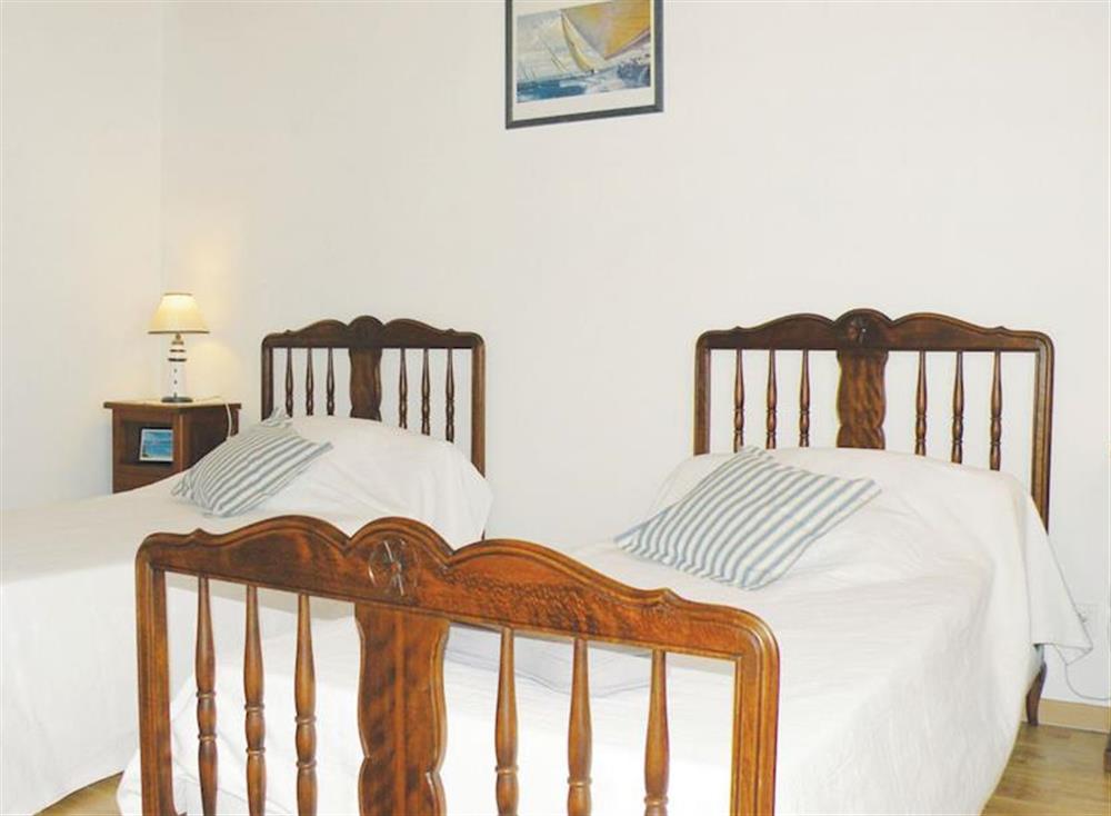 Bedroom (photo 3) at Domazan in , France